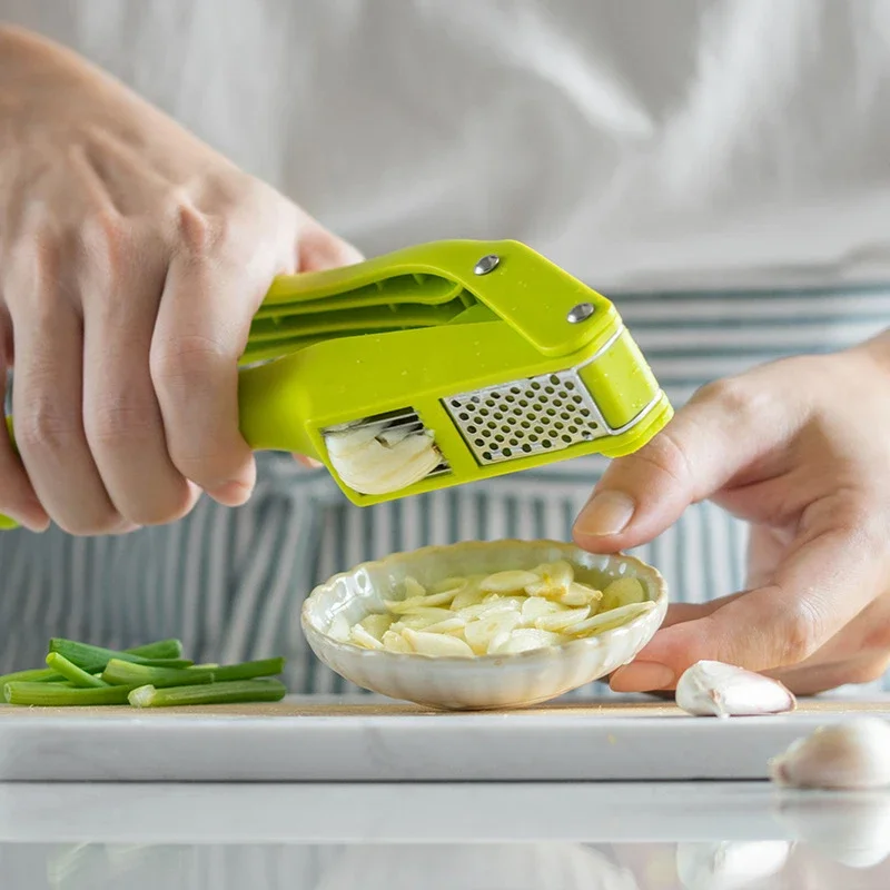2 in 1 Garlic Ricer and Slicer - Kitchen Gadgets Garlic recension och pris